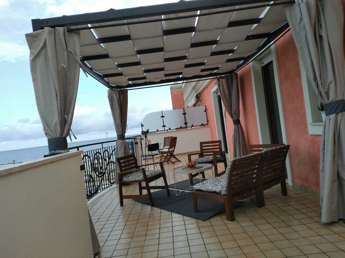 Апартаменты Penthouse On The Adriatic Sea Мартинсикуро Экстерьер фото